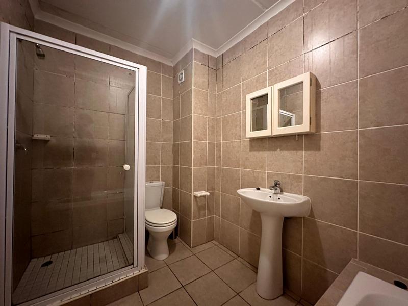 To Let 2 Bedroom Property for Rent in Brackenfell South Western Cape